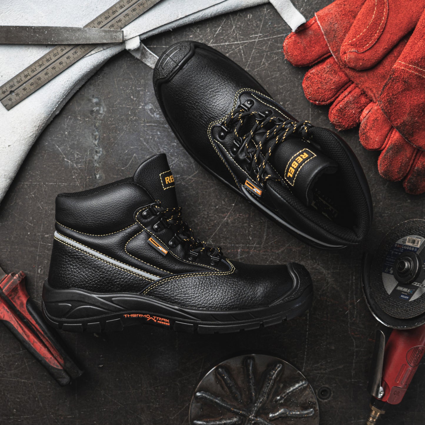 REBEL HRO Chukka Boot